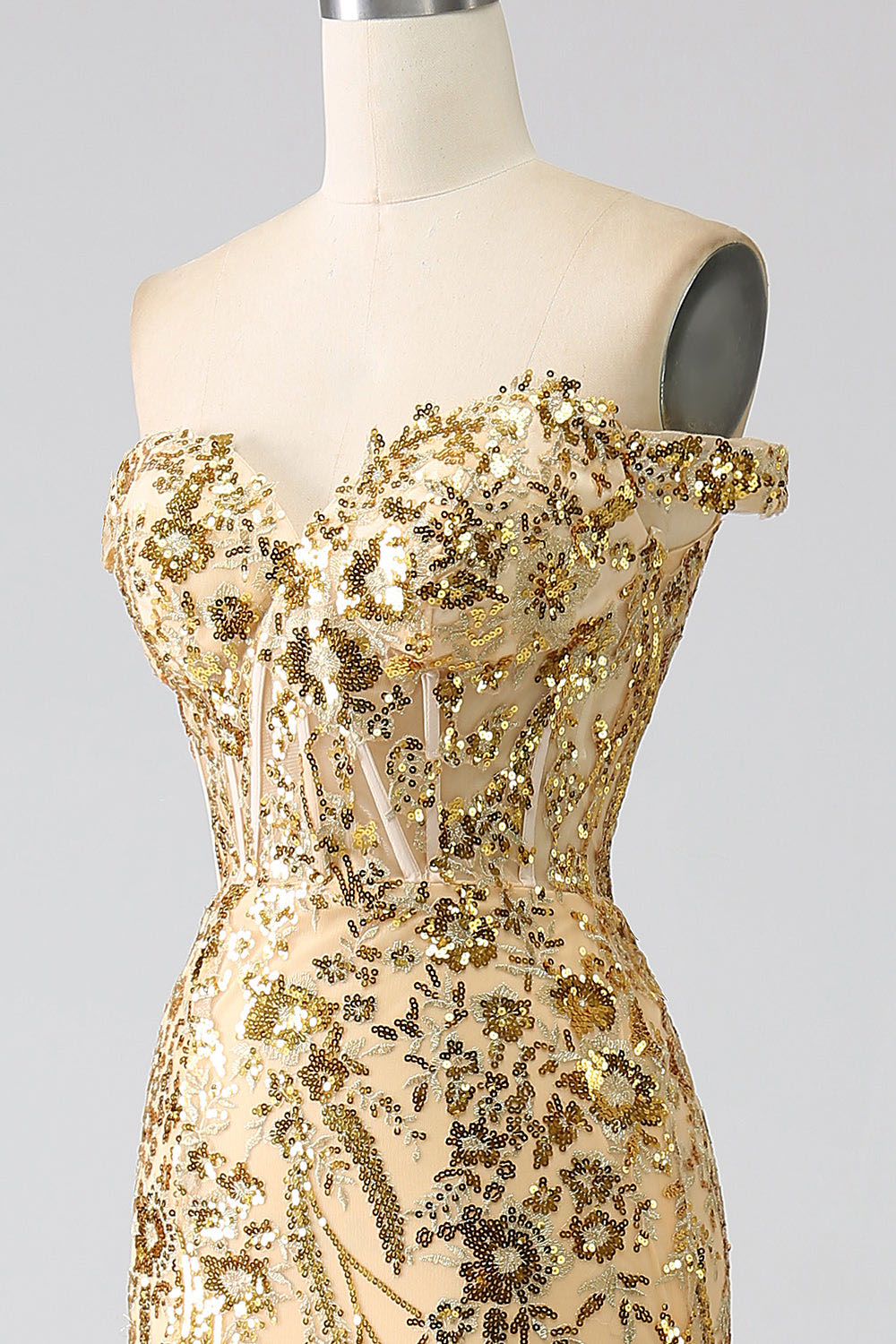 Robe de soirée longue en tulle à bretelles spaghetti et décolleté plongeant pour femme