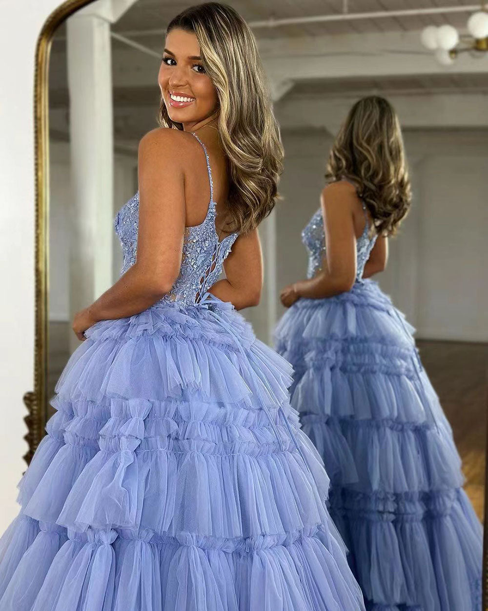 Abiti da sera formali da festa a strati in tulle con volant lunghi, abiti da ballo scintillanti da principessa