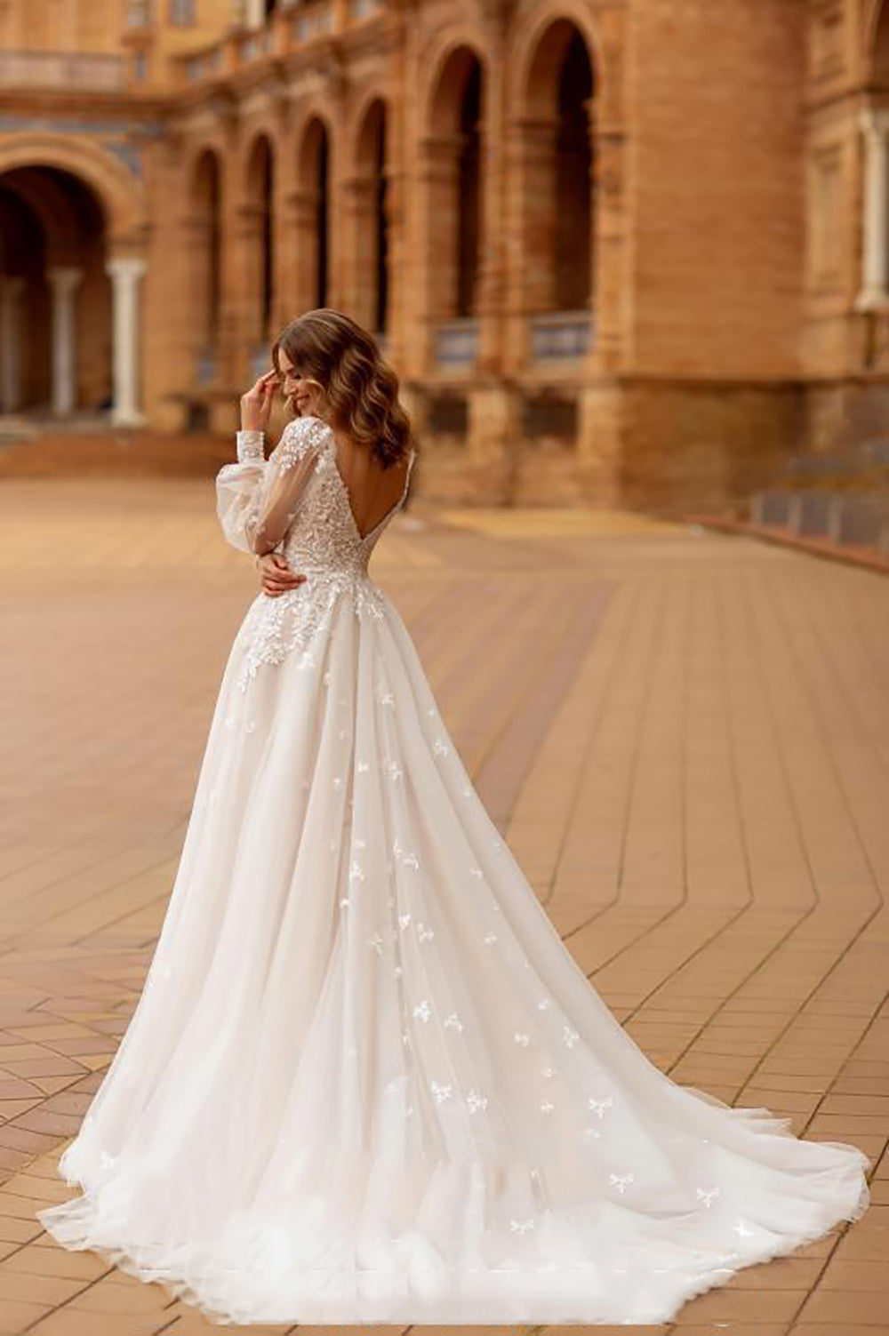 Vestido de Noiva com Apliques de Renda Romântica, Ombros Descobertos, Tule, Corte em A, Vestidos de Noiva Ms2503262