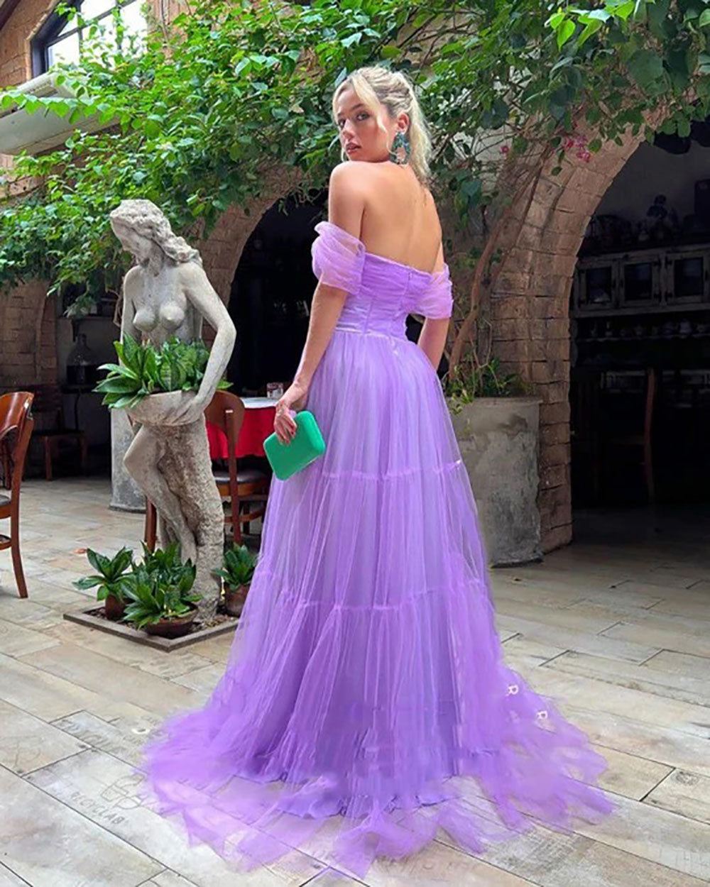 Vestido de Baile com Fenda e Ruffle, Decote Coração, Aplicações de Renda, Corpete, Vestido Formal para Festa de Baile Ms2504114