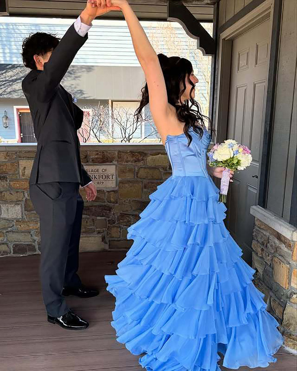 Abito da cerimonia azzurro cielo con corsetto in pizzo, scollo a cuore, abito di compleanno in chiffon a balze, abiti da laurea per adolescenti