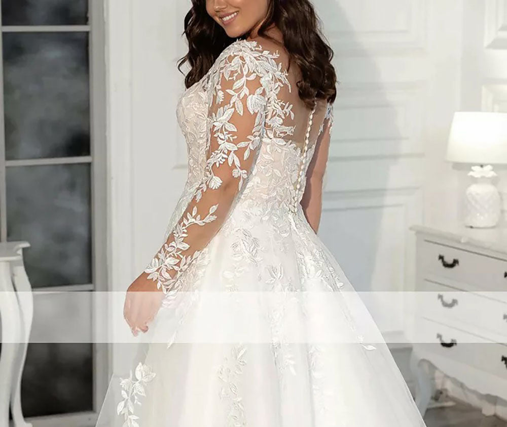Plus Size Long Sleeve A-Line Wedding Dress Illusion Lace Tulle Bridal Gown 2025 Ms2506012