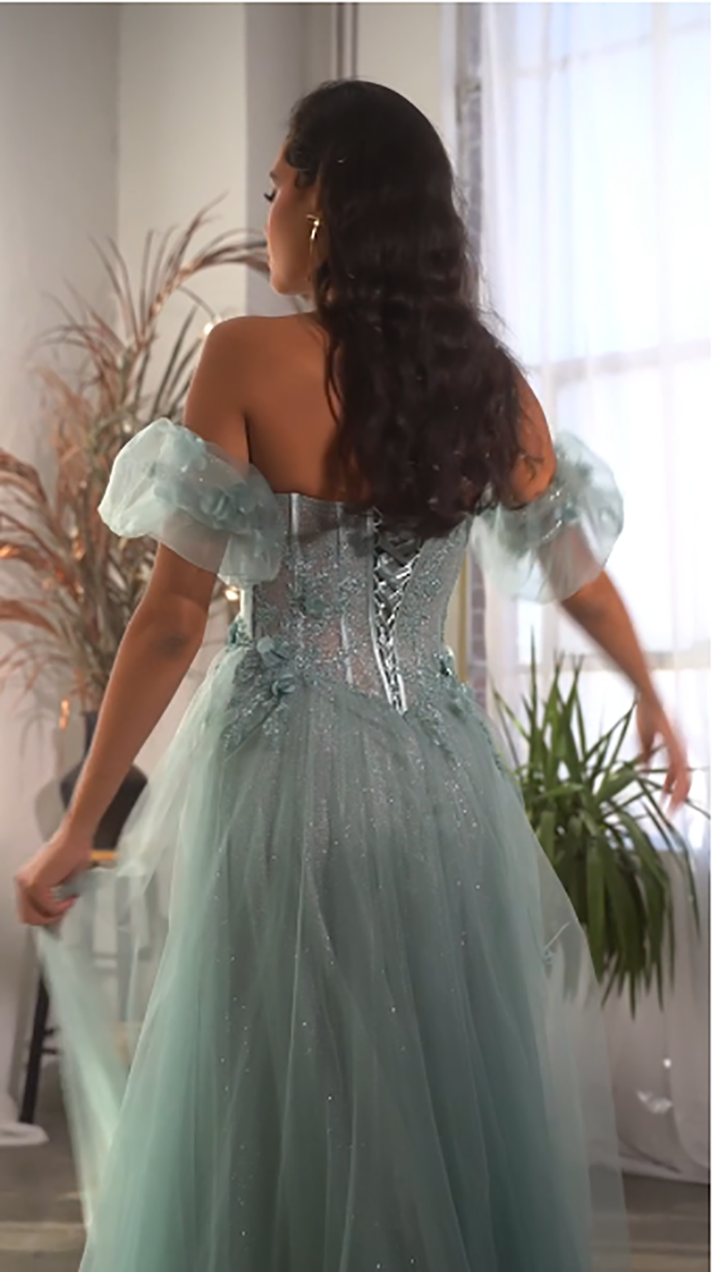 Vestido de Baile Elegante em Tule com Brilhos, Decote Coração, Mangas Bufantes, Fenda Lateral, Vestido Sexy para Festa, Vestido Longo de Noite
