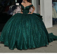 Robes de Quinceanera à bretelles spaghetti avec dentelle papillon et perles Robes de bal en tulle scintillant Robes Sweet 16
