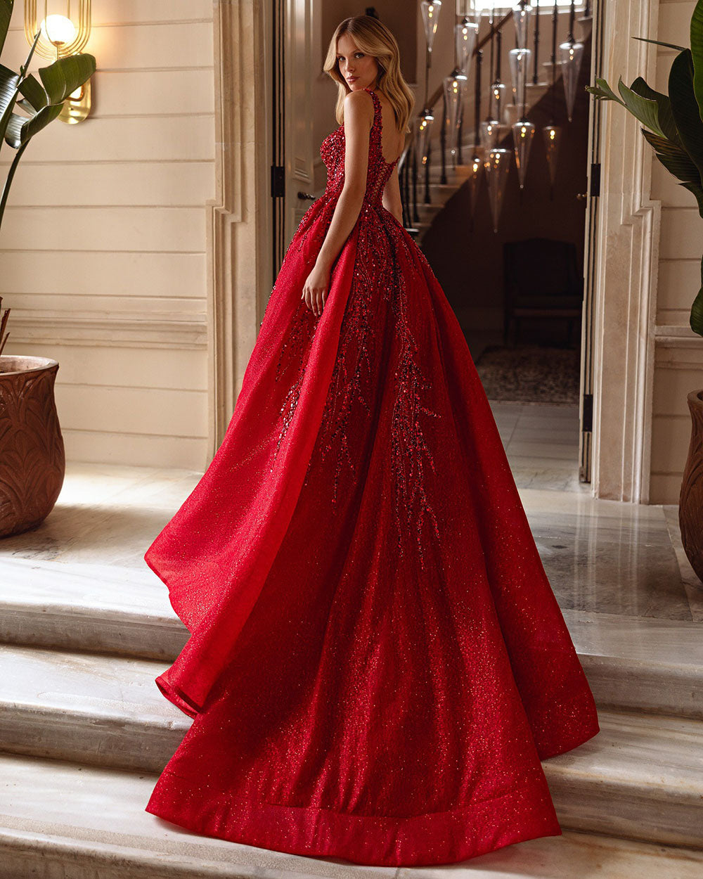 Vestido de Noite Vermelho com Lantejoulas 2025 Vestido de Baile Brilhante Vestido Formal Sem Mangas com Lantejoulas Ms2504152