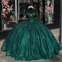 Robes de Quinceanera à bretelles spaghetti avec dentelle papillon et perles Robes de bal en tulle scintillant Robes Sweet 16