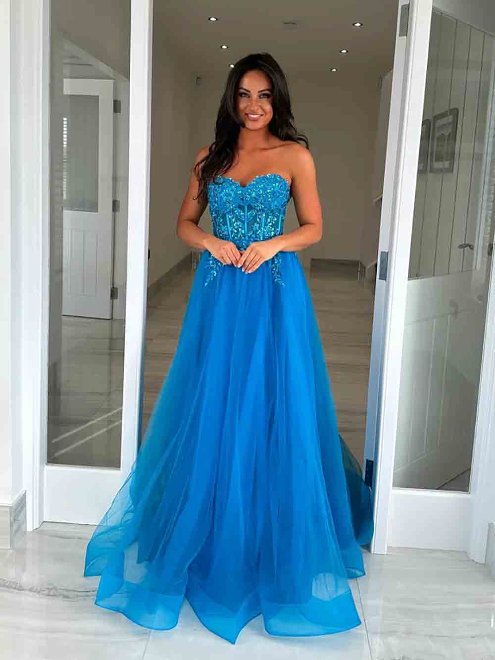 Strapless Tulle Prom Dress Beaded Corset Appliques Lace Evening Gown Ms2601303