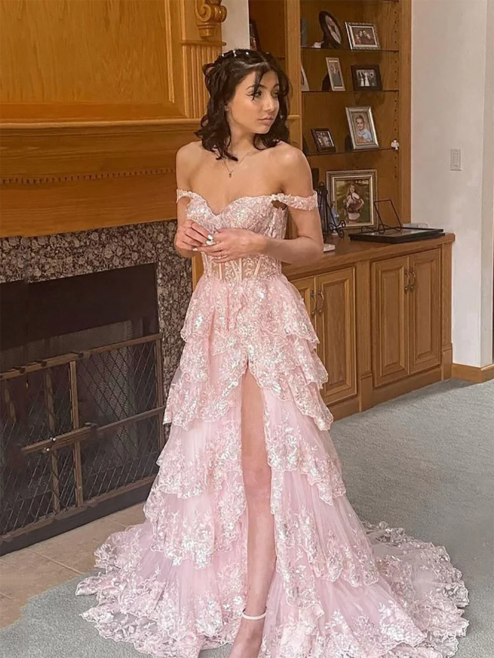 Vestido de Festa Longo Borgonha de Um Ombro com Fenda, Vestido Formal de Renda com Apliques para Adolescentes