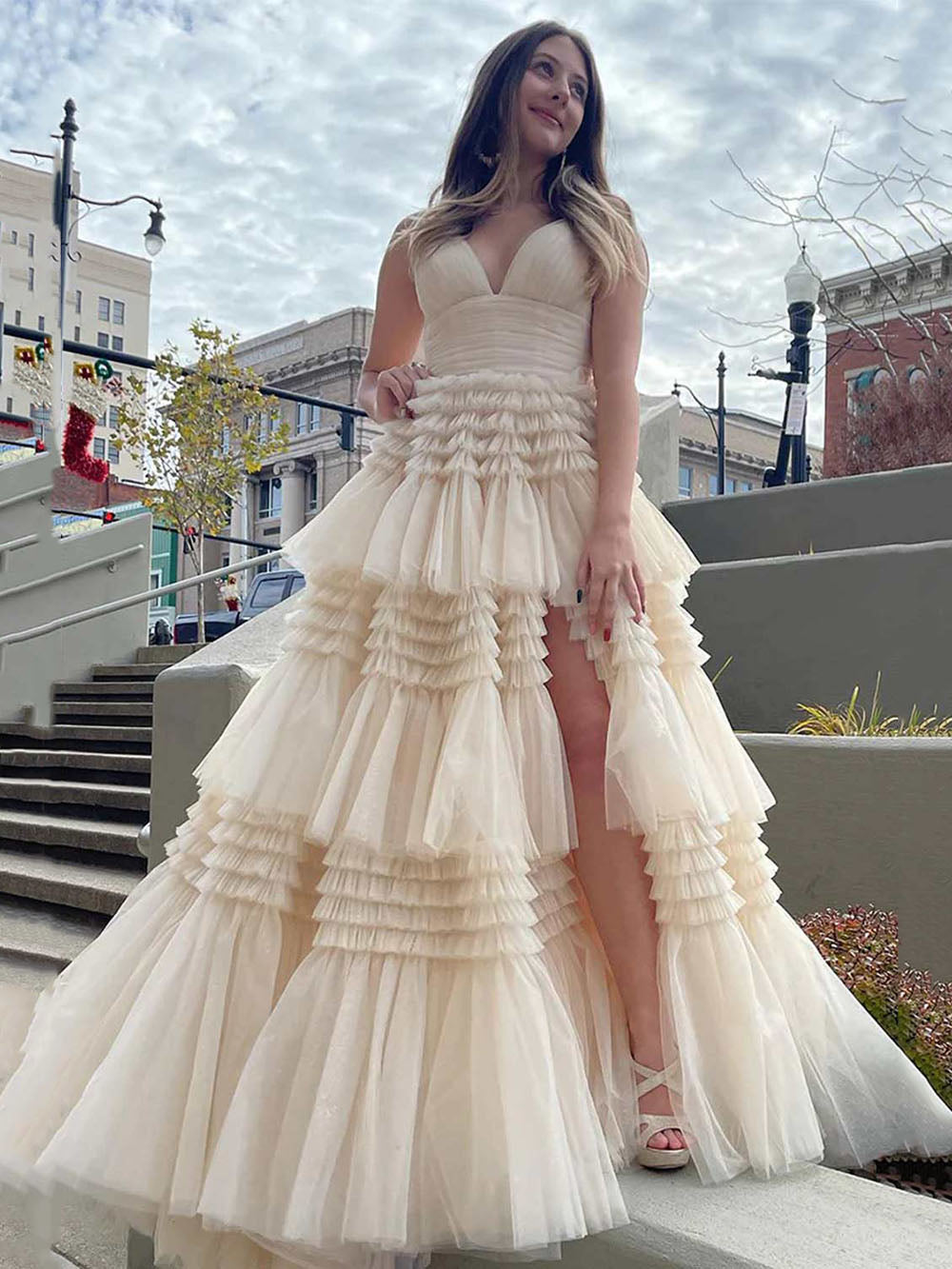 Abito da sera con spacco Ruffle, scollo a cuore, applicazioni in pizzo, corsetto, abito formale per festa di prom Ms2504114