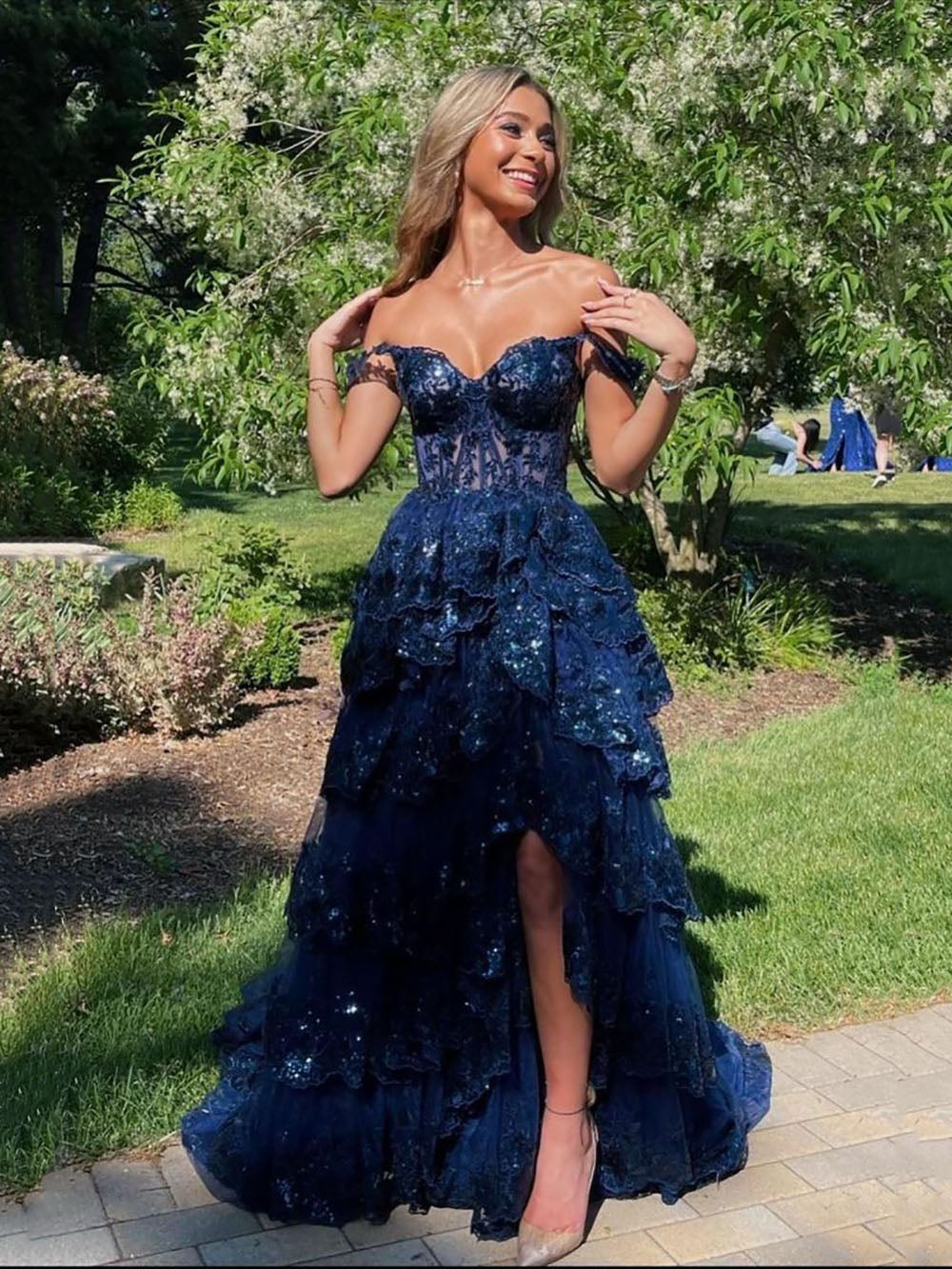 Ball Gown Navy Blue Tiered Dress Blue Velvet Strapless Navy And White Prom  Dress Off-Shoulder Sequin Lace Appliques Layered Prom Dress