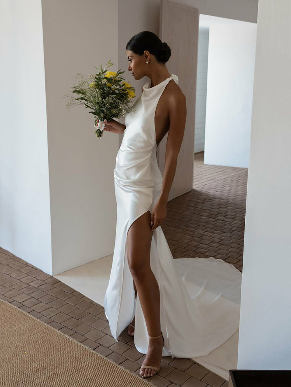 Halter Satin Mermaid Wedding Dress Backless High Slit Bridal Gown Modern Party Dress Ms25051113