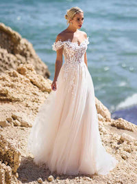 Robes de mariée à manches longues pour mariée Robes de mariée à col en V Robes de mariée en dentelle et tulle pour femmes avec traîne