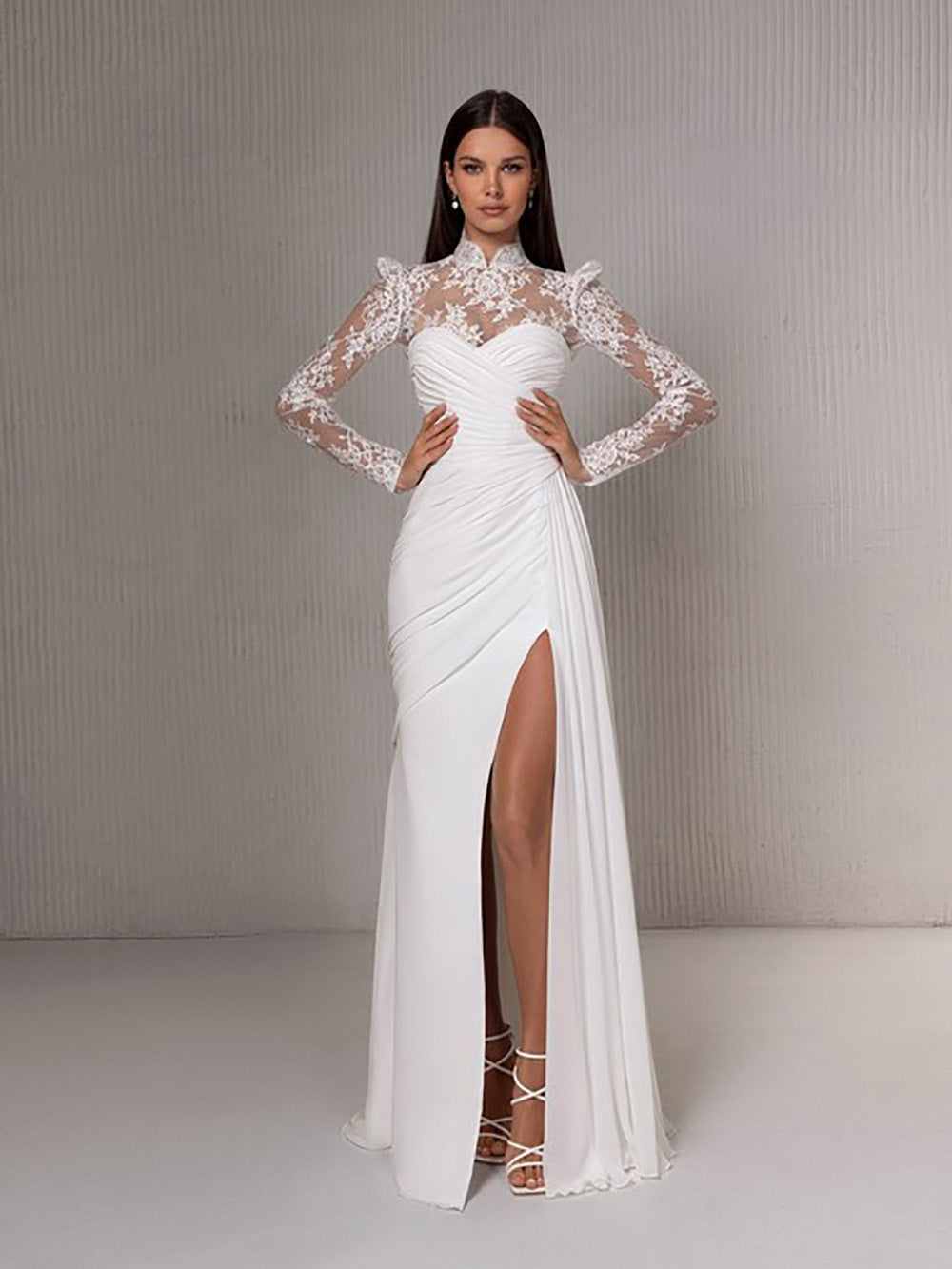 Langärmelige Brautkleider für die Braut, Brautkleider mit V-Ausschnitt, Spitzentüll, Brautkleider für Frauen mit Schleppe