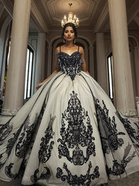 Robe de Quinceanera en forme de cœur pour femme, robe de bal, bretelles spaghetti, dentelle, appliques, robes Sweet 16 pour adolescentes