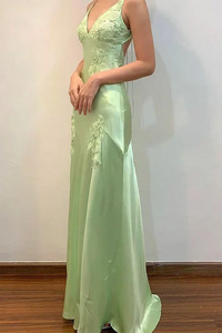 Satin Lace Appliques Prom Dress Backless V Neck Formal Evening Gown Ms2506153