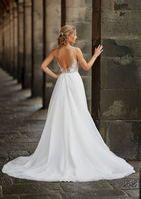 فستان زفاف بتطريز دانتيل رومانسي، كتف مكشوف، تول، تصميم خط A، فساتين عروس Ms2503262