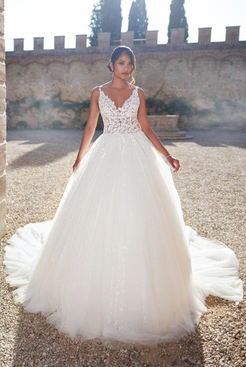 Lace V Neck Wedding Dress Ball Gown Glitter Tulle Backless Bridal Gown Ms260319101