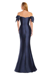 Robe de soirée longue à paillettes asymétrique avec fente et paillettes