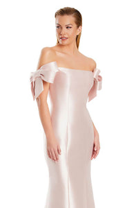 Robe de soirée longue à paillettes asymétrique avec fente et paillettes