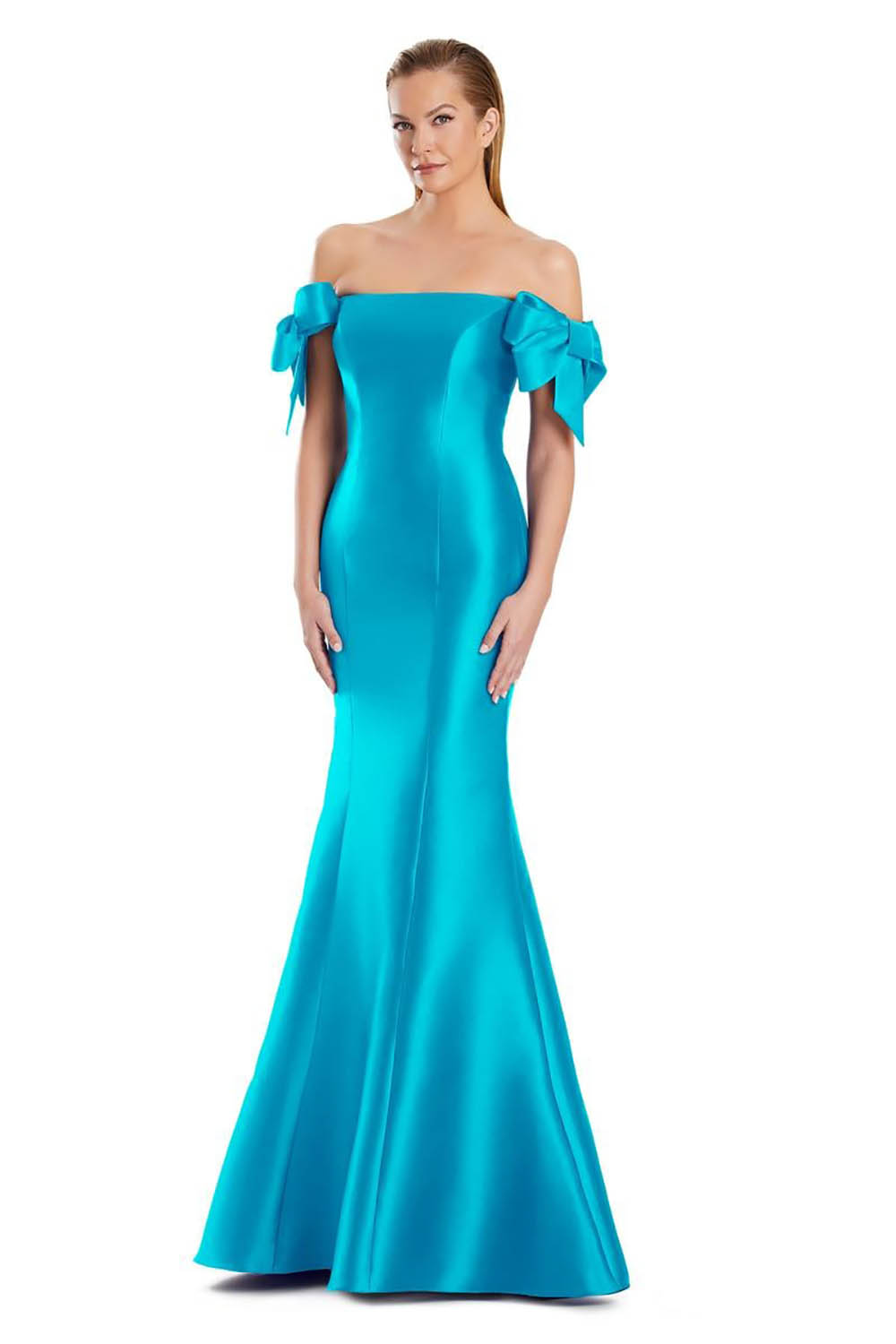 Robe de soirée longue à paillettes asymétrique avec fente et paillettes