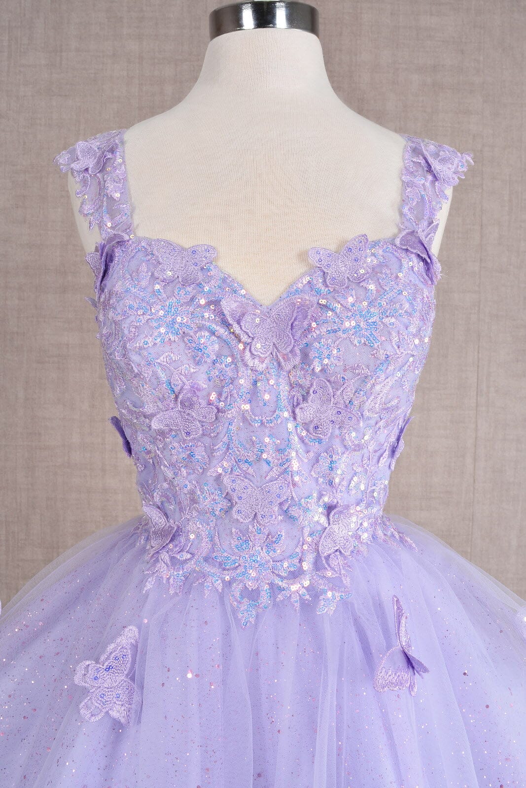 Glitzernde Pailletten-Heimkehrkleider 2024 für Teenager, schulterfrei, kurz, gestuftes Spitzen-Ballkleid, Cocktailpartykleid