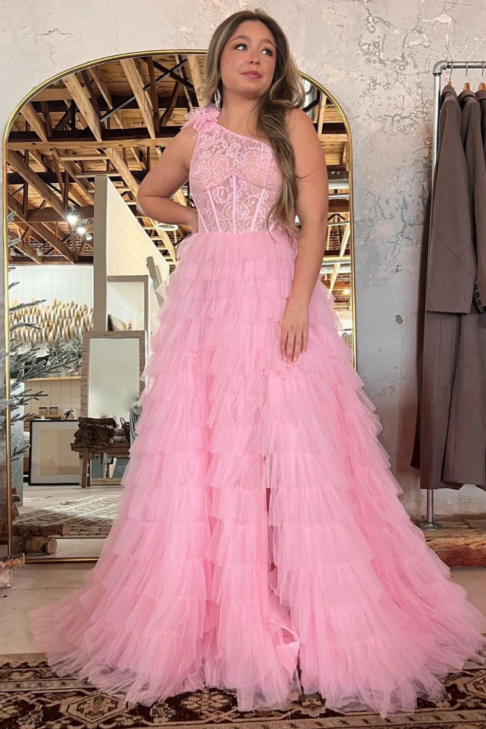 Abito da sera con spacco Ruffle, scollo a cuore, applicazioni in pizzo, corsetto, abito formale per festa di prom Ms2504114