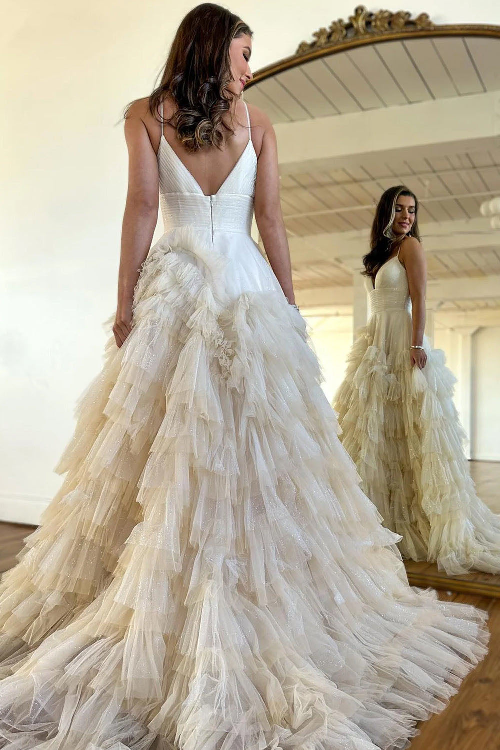 Abito da sera con spacco Ruffle, scollo a cuore, applicazioni in pizzo, corsetto, abito formale per festa di prom Ms2504114