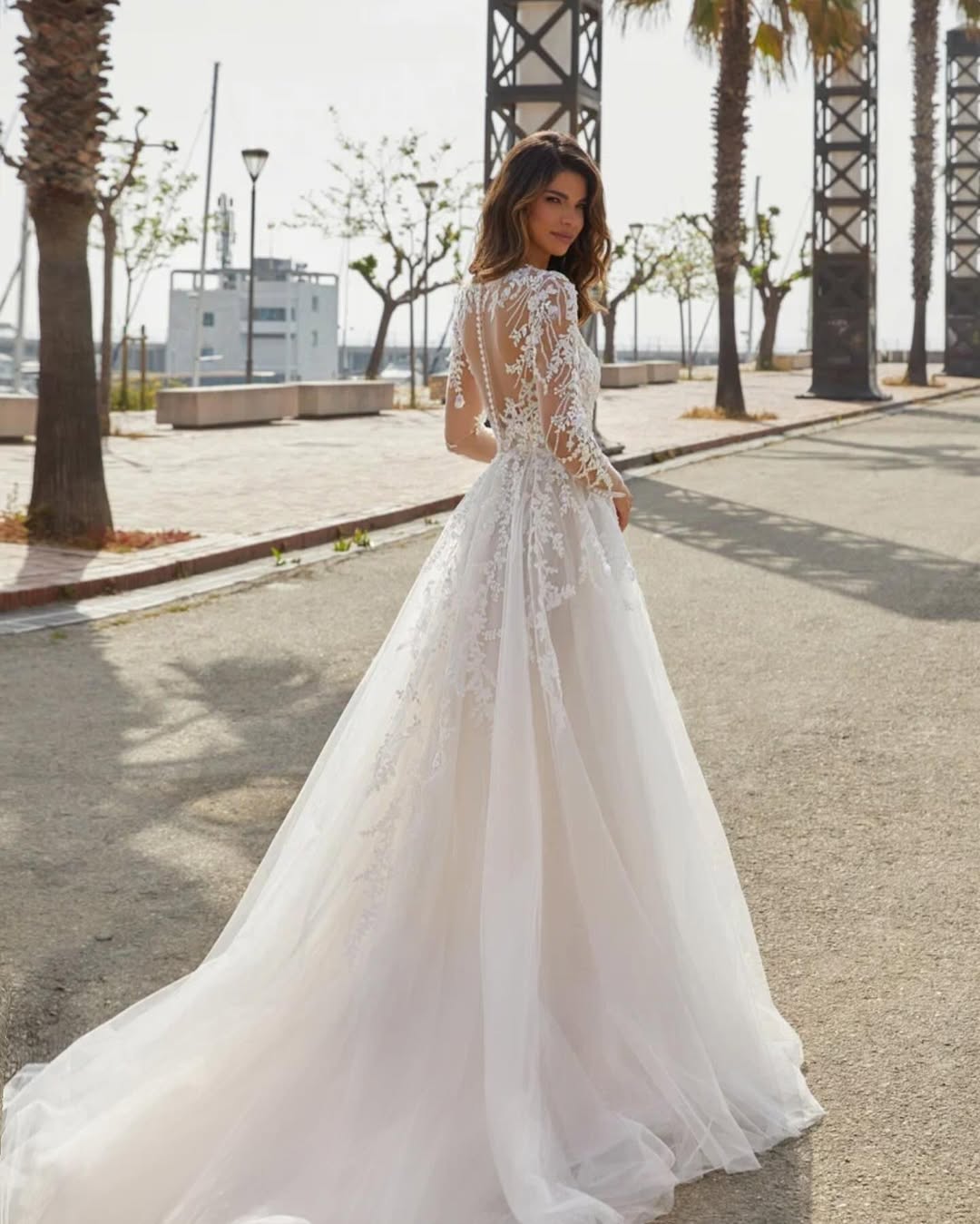 Long Sleeve Lace Appliques Wedding Dresses Illusion A Line Princess Bridal Dress Ms2603018