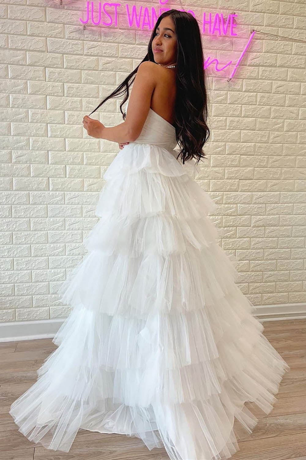 Luxury Prom Dress Strapless Birthday Dress Layered Ruffles Ball Gown Formal Evening Gowns Ms2609135