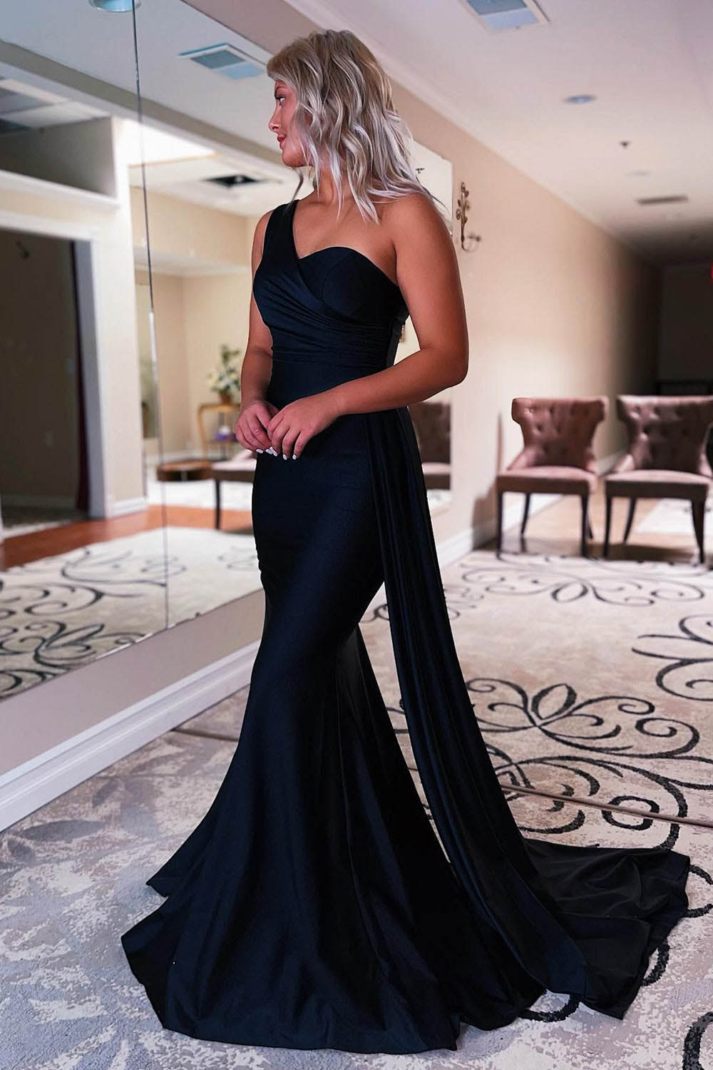 One Shoulder Black Evening Dress Mermaid Satin Prom Gown Ms2510113