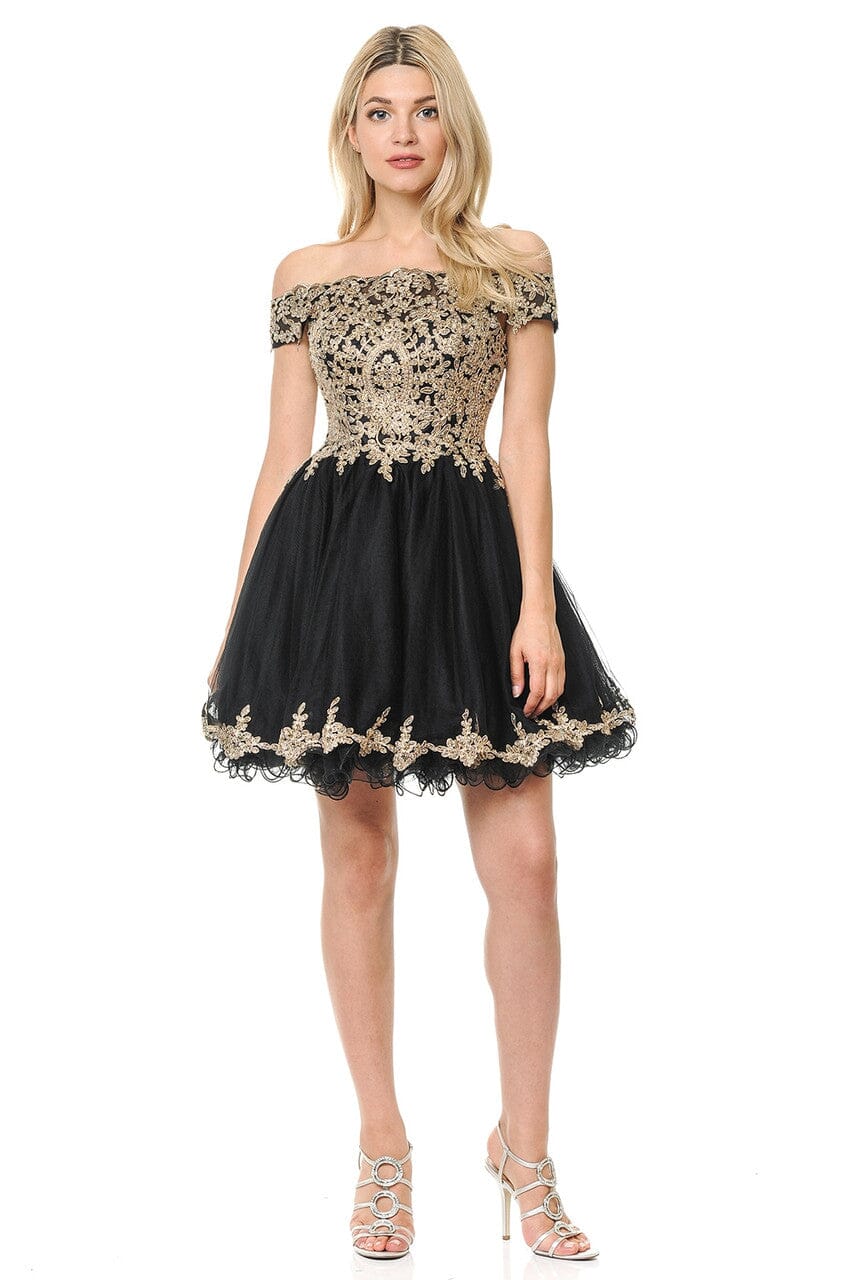 Off Shoulder Homecoming Dress Lace Appliques Beaded Short A Line Tulle Cocktail Dress Ms2610102