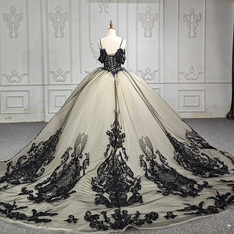 Robe de Quinceanera en forme de cœur pour femme, robe de bal, bretelles spaghetti, dentelle, appliques, robes Sweet 16 pour adolescentes