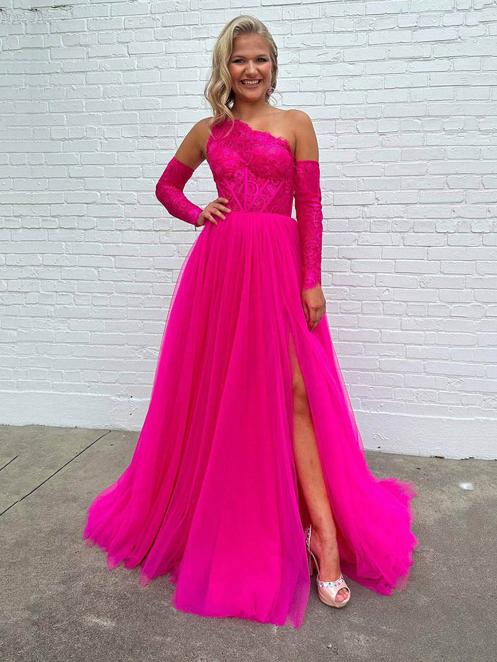 Robe de soirée à paillettes noires, robe de soirée de luxe en dentelle brodée, fentes latérales, robe de soirée de remise de diplôme pour femmes