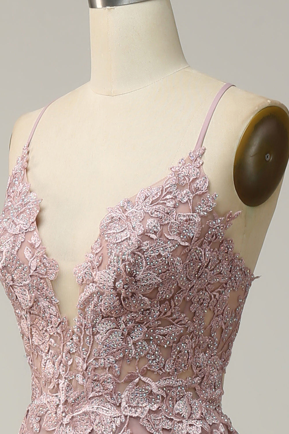 V Neck Prom Dress A-Line Spaghetti Straps Lace Applique Formal Gown Ms2509011