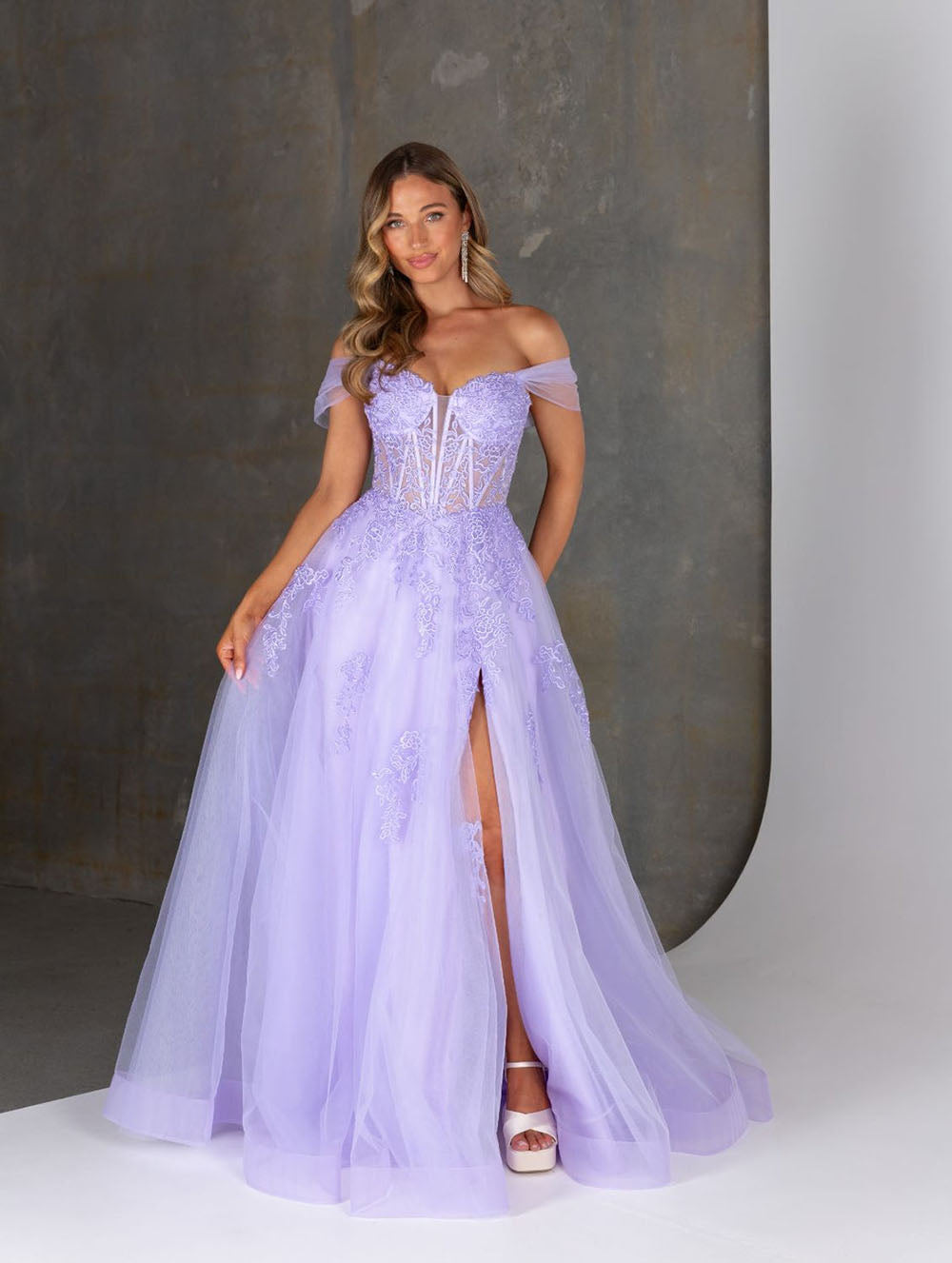 Off Shoulder Tulle Prom Dress Corset Lace Appliqué High Slit Formal Evening Dress Ms2601122