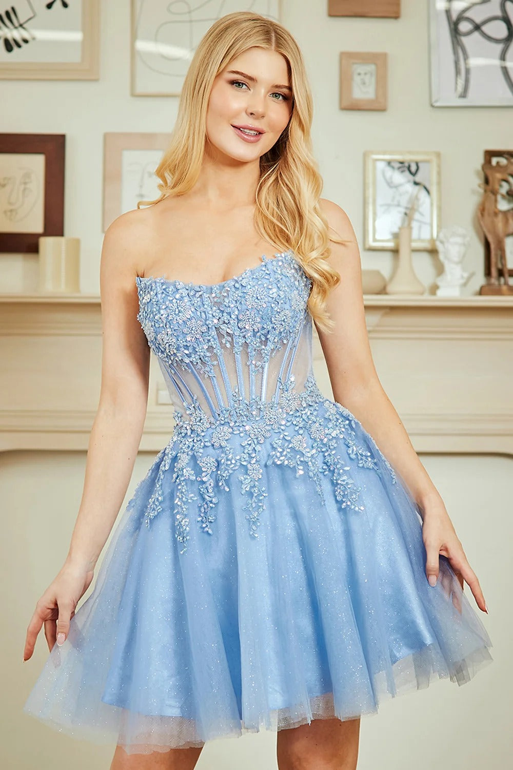 Lace Appliques Beaded Sheer Strapless Homecoming Dress Corset Tulle Short Cocktail Dress Ms2610236