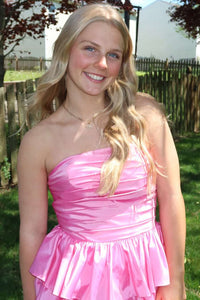 Robe de soirée longue en tulle à bretelles spaghetti et décolleté plongeant pour femme