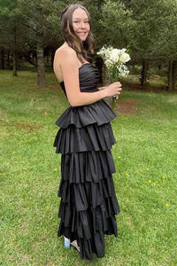 Robe de soirée longue en tulle à bretelles spaghetti et décolleté plongeant pour femme