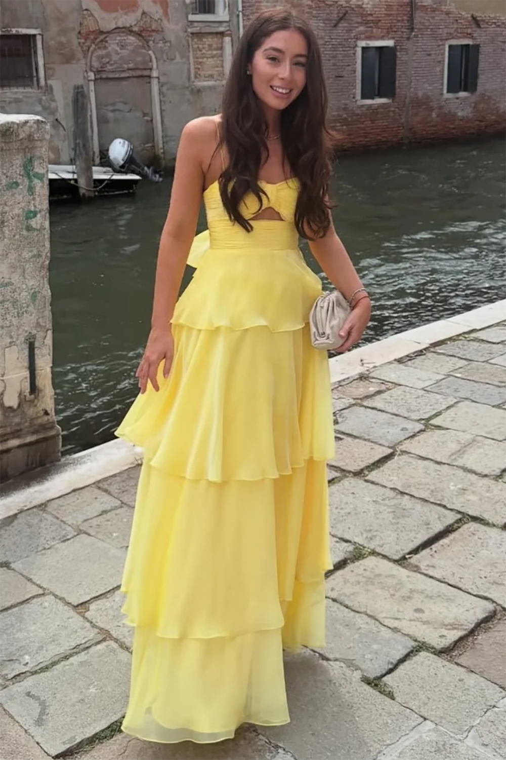 Yellow Chiffon Prom Dress Spaghetti Strap Cut Out Tiered Ruffle A Line Evening Dress Ms2606071
