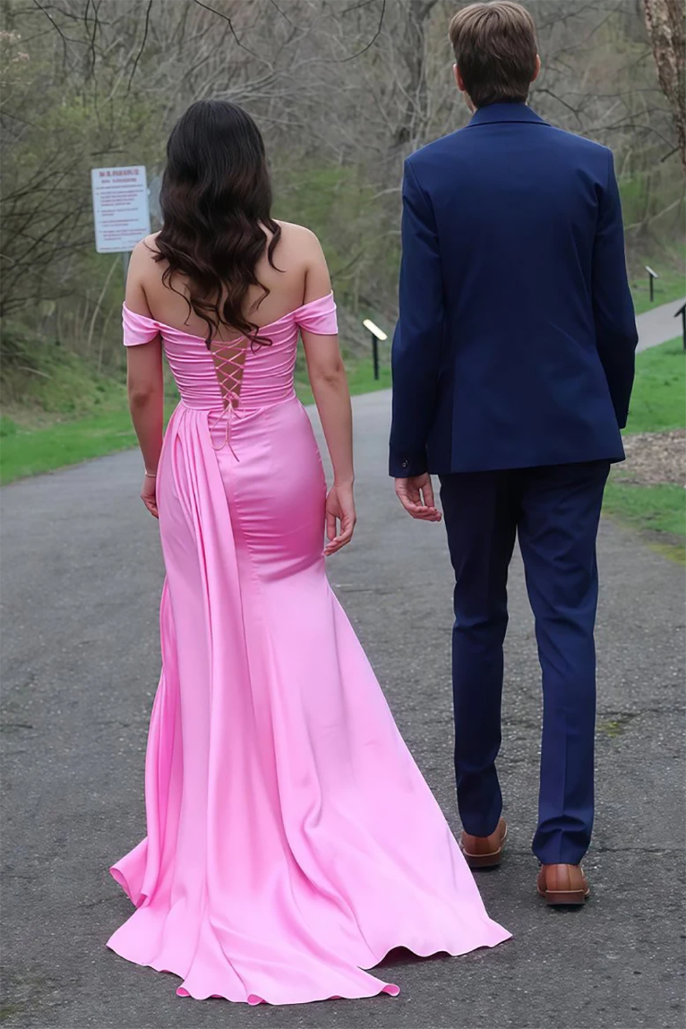 Ballkleid mit tiefem Ausschnitt und Spaghettiträgern, A-Linie, Tüll, Abendkleid, langes formelles Kleid für Damen