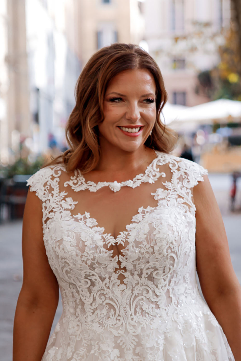 Romantika Punta Aplikaĵa Geedziĝa Robo Senŝultra Tula A-linia Geedziĝa Robo Ms2503262