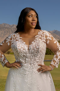 Robes de mariée à manches longues pour mariée Robes de mariée à col en V Robes de mariée en dentelle et tulle pour femmes avec traîne