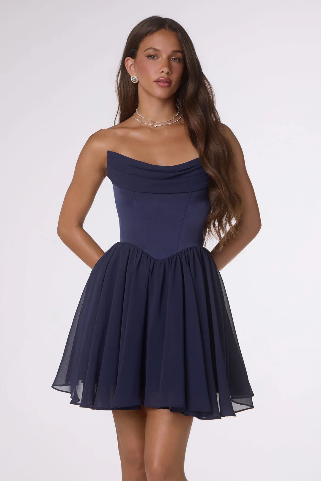 Robes de soirée à paillettes scintillantes 2024 pour adolescentes, épaules dénudées, courtes, en dentelle, robes de bal, robe de cocktail