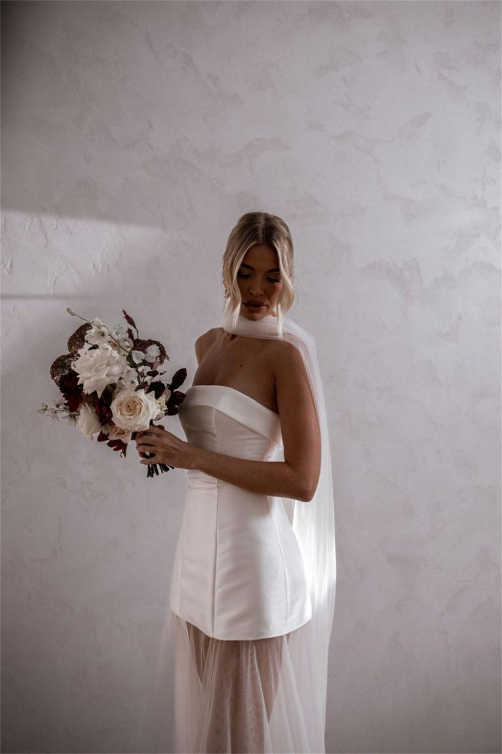 Strapless Wedding Dress Sheer Skirt Modern Bridal Gown Wedding Reception Ceremony Dress Ms2505084