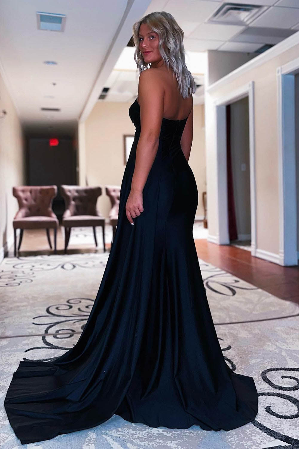 One Shoulder Black Evening Dress Mermaid Satin Prom Gown Ms2510113