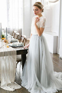 Robes de mariée à manches longues pour mariée Robes de mariée à col en V Robes de mariée en dentelle et tulle pour femmes avec traîne