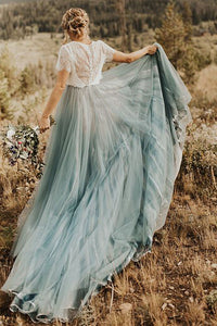 Robes de mariée à manches longues pour mariée Robes de mariée à col en V Robes de mariée en dentelle et tulle pour femmes avec traîne