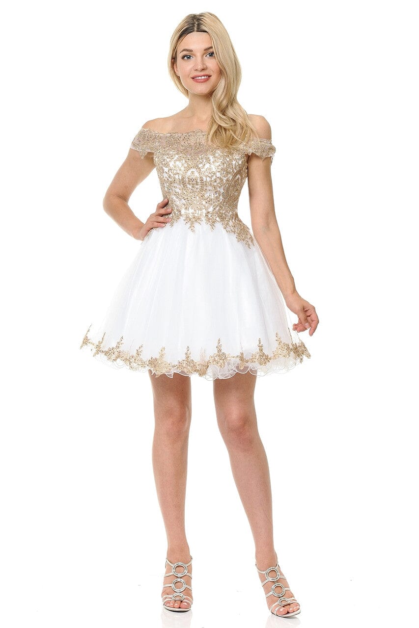 Off Shoulder Homecoming Dress Lace Appliques Beaded Short A Line Tulle Cocktail Dress Ms2610102