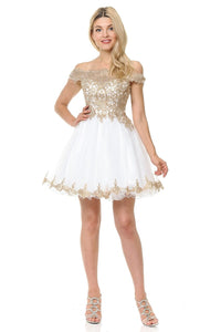 Off Shoulder Homecoming Dress Lace Appliques Beaded Short A Line Tulle Cocktail Dress Ms2610102