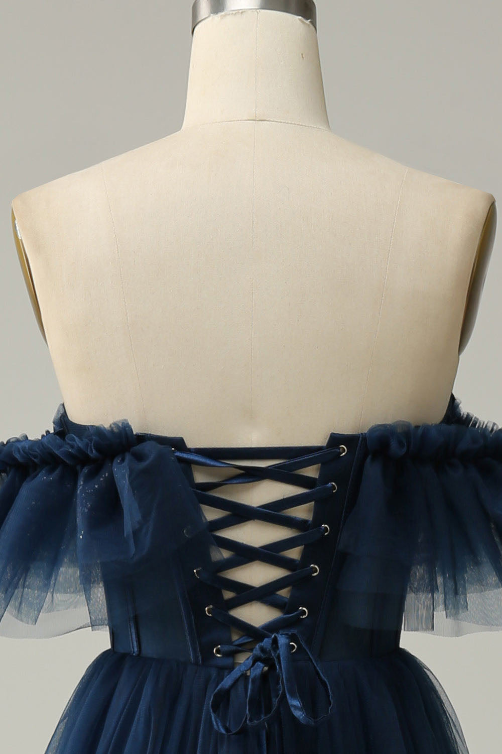 Elegante abito da sera a strati con applicazioni in pizzo, senza maniche, arricciato, abito formale Ms2504071